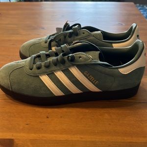 Adidas Mexico Gazelle US Men’s 6.5, Women’s 7.5